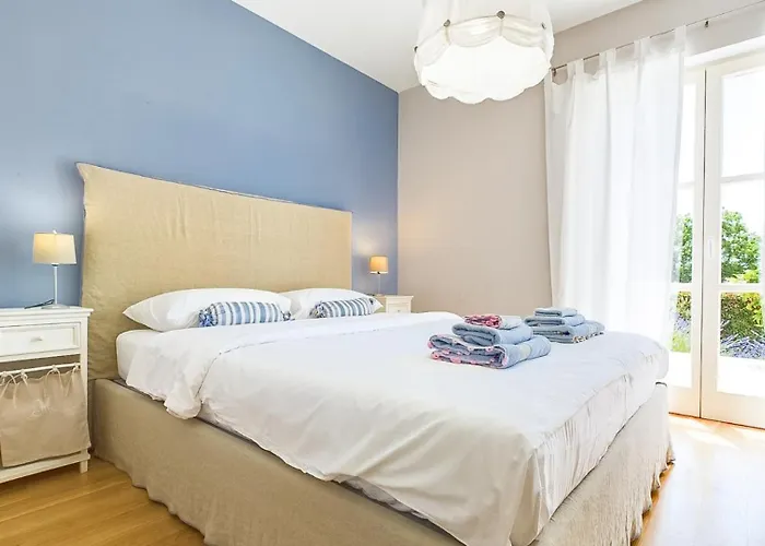 Rustic Azzurra With Pool In Sv Lovrec Villa
