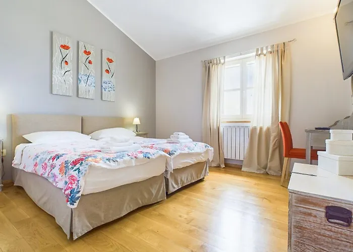 Vila Rustic Azzurra With Pool In Sv Lovrec Medaki