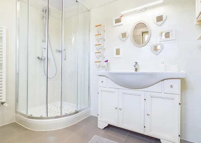 Rustic Azzurra With Pool In Sv Lovrec * Medaki