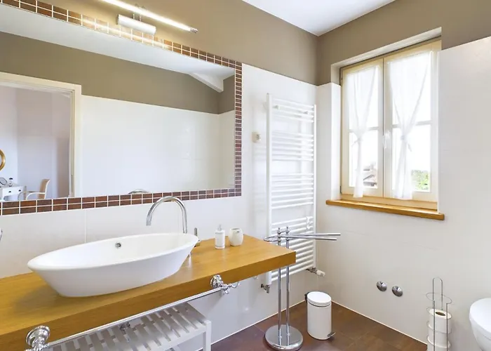 Vila Rustic Azzurra With Pool In Sv Lovrec Medaki