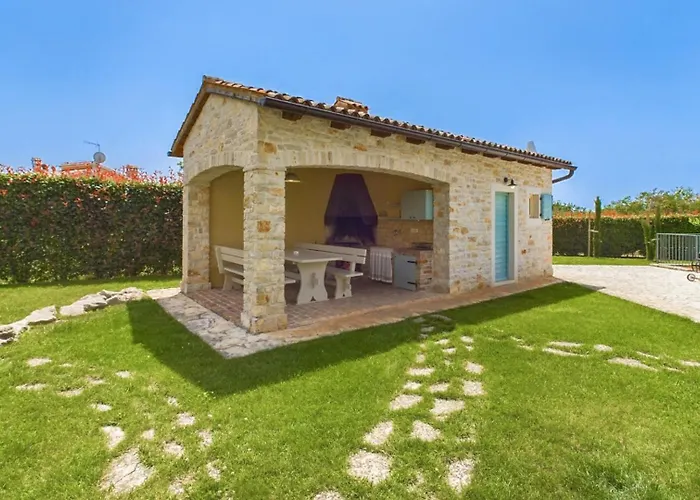 Vila Rustic Azzurra With Pool In Sv Lovrec *