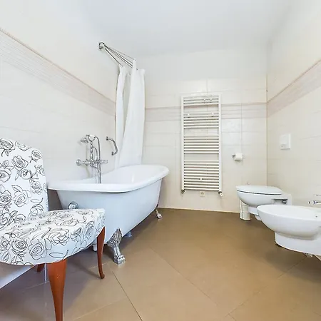 Rustic Azzurra With Pool In Sv Lovrec *
